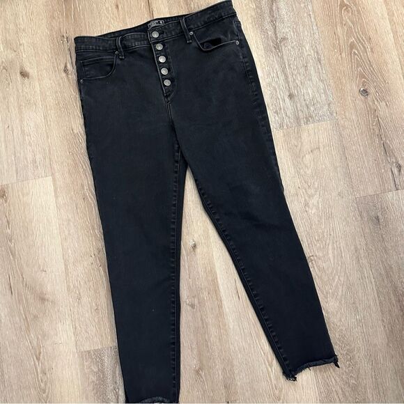 Abercrombie & Fitch Black Denim High Rise Super Skinny Ankle Jeans size 32/14R - Picture 2 of 7